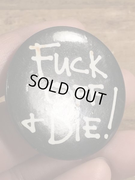 80年代頃のファックオフと書かれたビンテージの缶バッジ