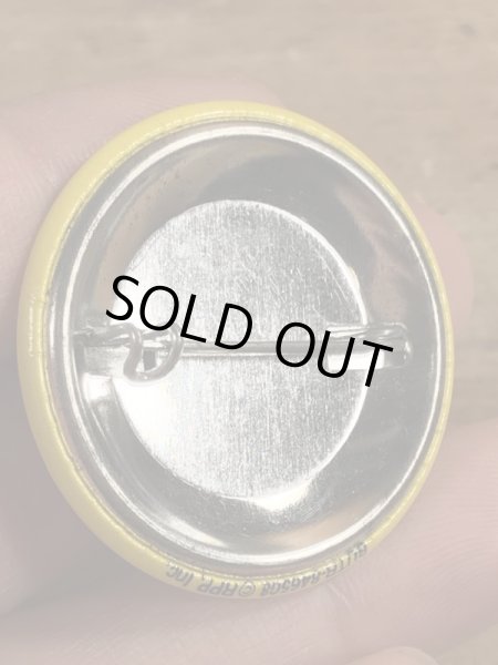 80’sのBack Off!...のメッセージが書かれたヴィンテージの缶バッチ