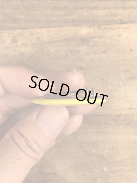 80’sのBack Off!...のメッセージが書かれたヴィンテージの缶バッチ