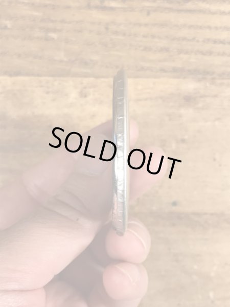 80年代頃のアンハイザーブッシュビールのメッセージが書かれたビンテージの缶バッジ