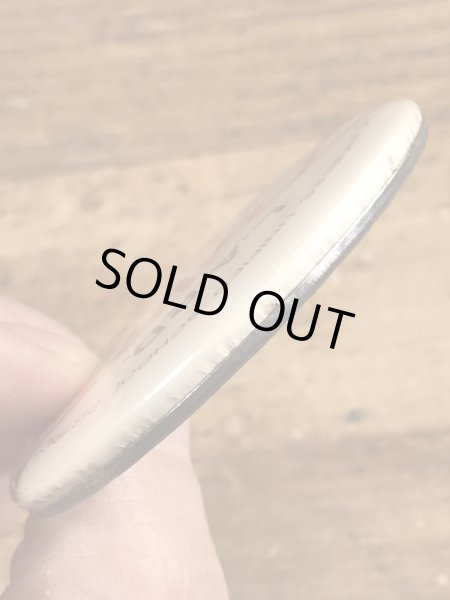 80年代頃の薬物乱用抵抗教育のヴィンテージの缶バッチ