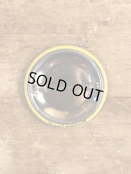 80’sのBack Off!...のメッセージが書かれたヴィンテージの缶バッチ