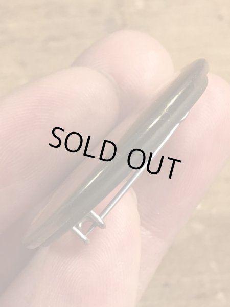 80年代頃のSame Shit Different Dayのメッセージが書かれたビンテージの缶バッジ