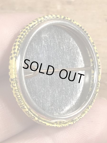 80’sのBeer Inspector Ready For My Next Case!のアメリカンジョークが描かれたヴィンテージの缶バッチ