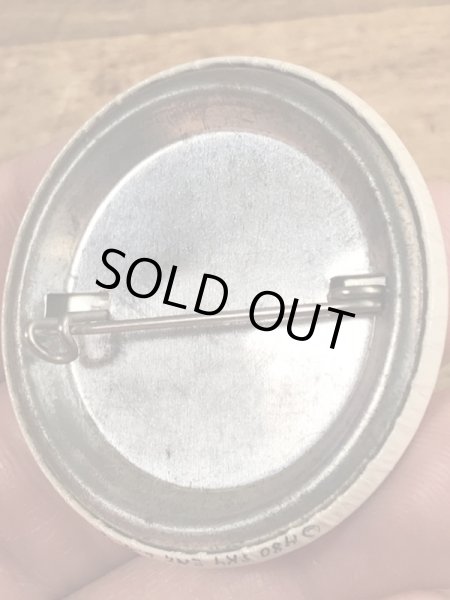 80年代頃のU.S.Food & Drug Administration Cocaine Research Dept.のメッセージが書かれたビンテージの缶バッジ