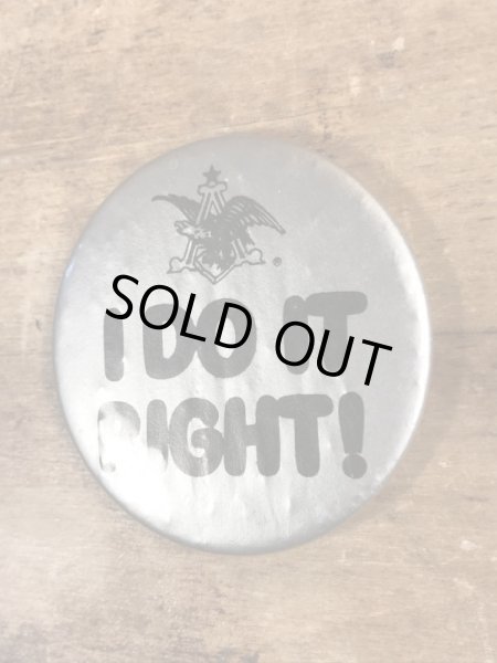 80’sのアンハイザーブッシュビールのメッセージが書かれたヴィンテージの缶バッチ