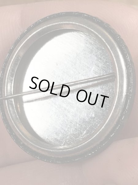 80年代頃のBon Jourと書かれたビンテージの缶バッ