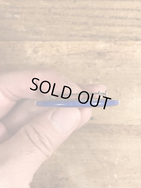 80’sのI Could Use A Good Laugh...のメッセージが書かれたヴィンテージの缶バッチ