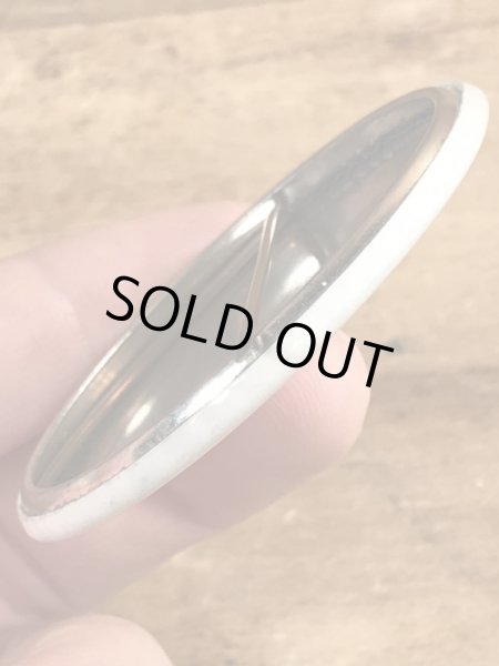 60~70'sのBuy The Avenger We Need The Moneyのメッセージが書かれたヴィンテージの缶バッチ