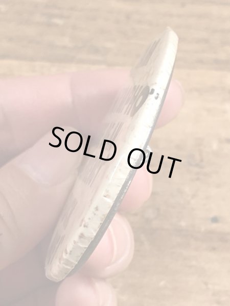 80年代頃のI Am A Nympho Incase Of An... のメッセージが書かれたヴィンテージの缶バッチ