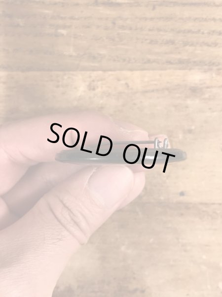 80’sのSounds Like Bullshit To Meのメッセージが書かれたビンテージの缶バッジ