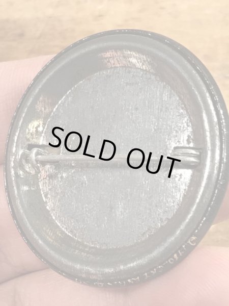 80年代頃のSounds Like Bullshit To Meのメッセージが書かれたヴィンテージの缶バッチ