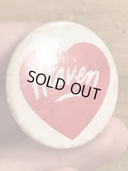 80年代頃のHeavenとハートが描かれたヴィンテージの缶バッチ