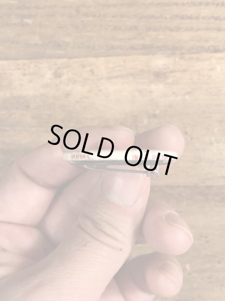 80’sのHeavenとハートが描かれたビンテージの缶バッジ