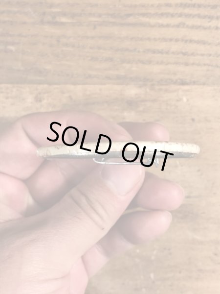 80's のI Am A Nympho Incase Of An... のメッセージが書かれたビンテージの缶バッジ