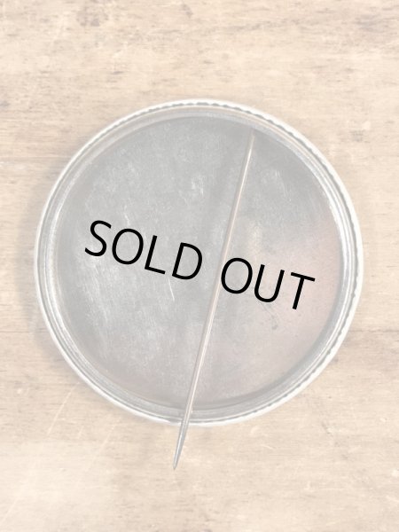 60~70'sのBuy The Avenger We Need The Moneyのメッセージが書かれたヴィンテージの缶バッチ