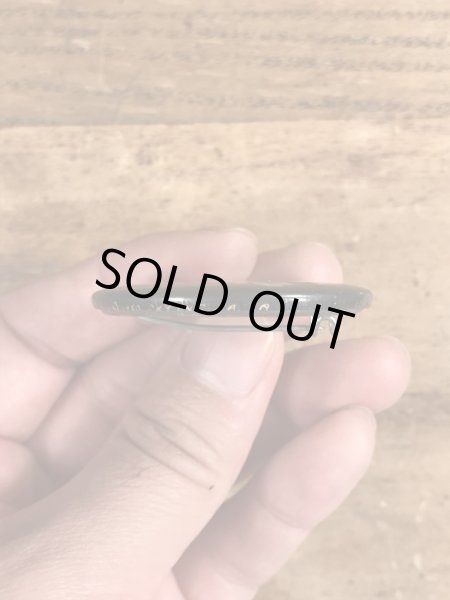 80’sのSounds Like Bullshit To Meのメッセージが書かれたビンテージの缶バッジ