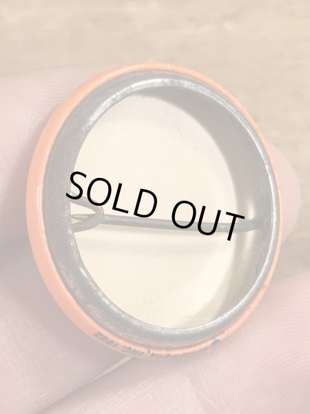 80'sのWhat Are You Looking At, Dicknoseのメッセージが書かれたヴィンテージの缶バッチ