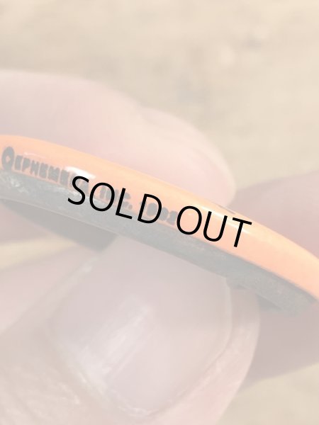 80年代頃のWhat Are You Looking At, Dicknoseのメッセージが書かれたビンテージの缶バッジ