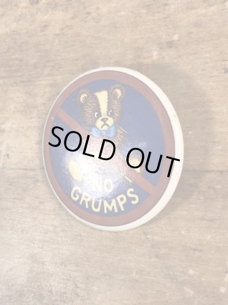 80'sのNo Grumpsのメッセージが書かれたビンテージの缶バッジ