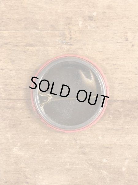 80'sのDangerous Unless Heavily Sedatedのメッセージが書かれたビンテージの缶バッジ