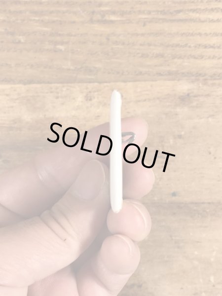 80年代頃のFuck You Fuck Me Fuck Everybodyのメッセージが書かれたヴィンテージの缶バッチ