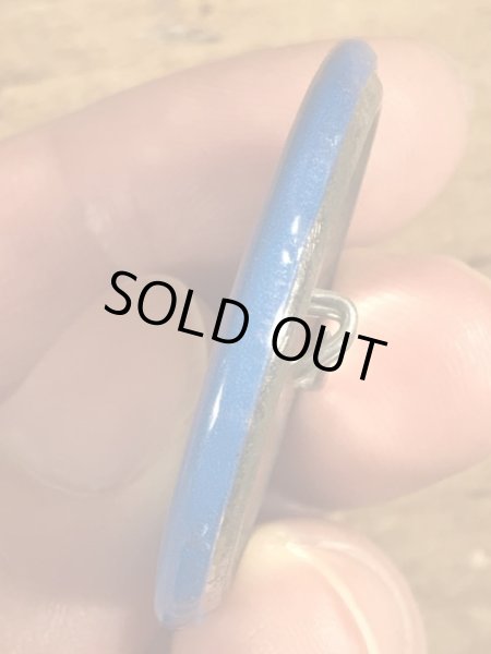 80年代頃のGuy With Attitude...のメッセージが書かれたヴィンテージの缶バッチ