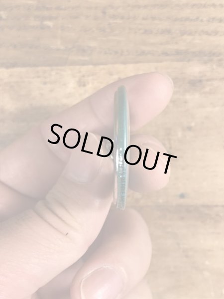 80年代頃のTemporarily Celibateのメッセージが書かれたビンテージの缶バッジ