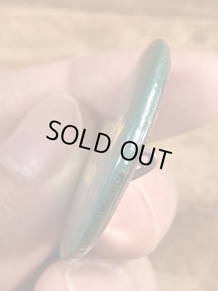 80年代頃のTemporarily Celibateのメッセージが書かれたビンテージの缶バッジ