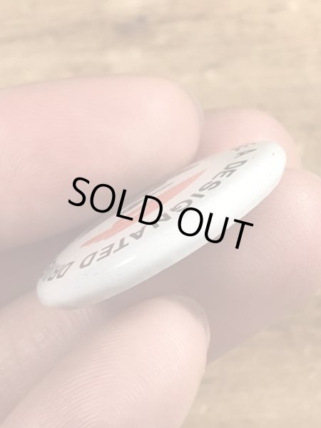 80年代頃のBe A Designated Driverのメッセージが書かれたビンテージの缶バッジ