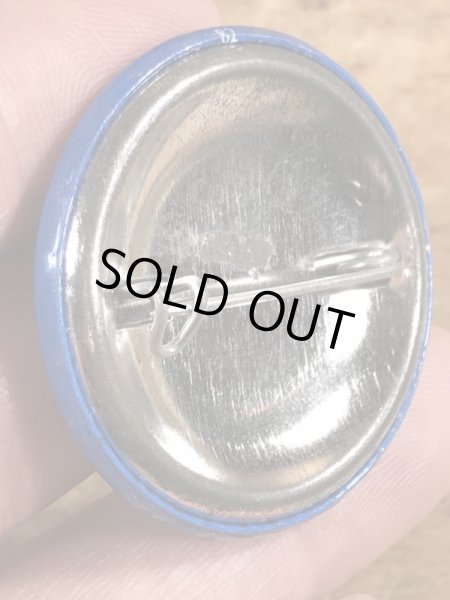 80'sのGuy With Attitude...のメッセージが書かれたビンテージの缶バッジ