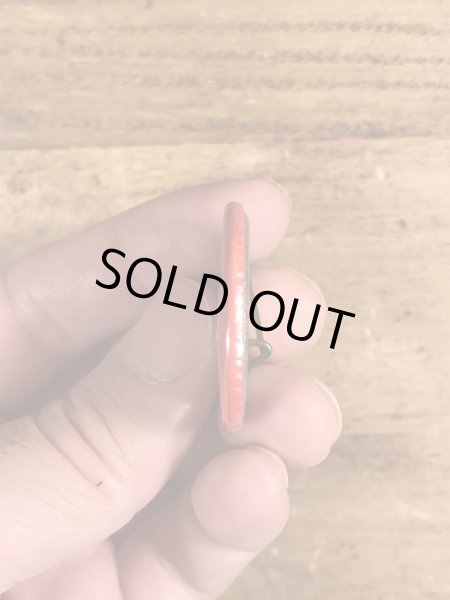 80年代頃のSubvert The Dominant Paradigmのメッセージが書かれたビンテージの缶バッジ