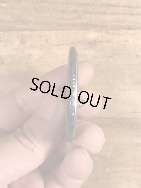 80年代頃の企業物のビンテージの缶バッジ