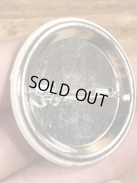 80'sのサンドラボイントンのイラストが描かれたヴィンテージの缶バッチ