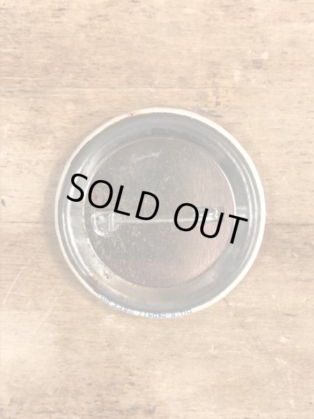 80'sのToday's A Bitchのメッセージが書かれたビンテージの缶バッジ