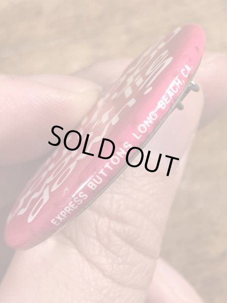 80'sのHow Can I Love You If You Won't Lie Down?のメッセージが書かれたビンテージの缶バッジ