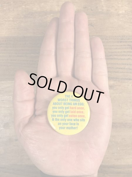 80年代頃のThe 4 Worst Things...のメッセージが書かれたヴィンテージの缶バッチ