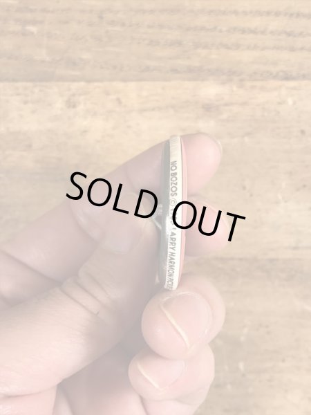 80年代頃のボゾクラウン禁止が描かれたビンテージの缶バッジ