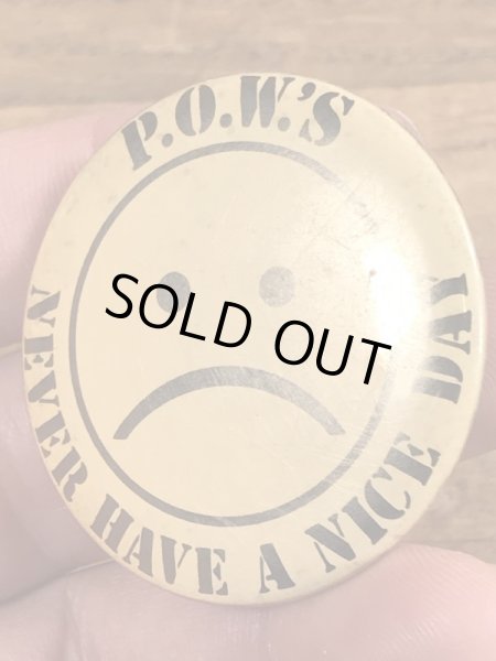 70’sのNever Have A Nice Dayのメッセージが書かれたヴィンテージの缶バッチ