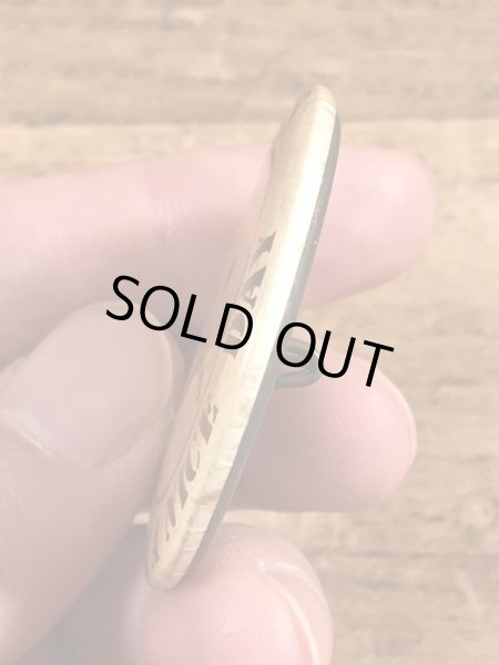 70年代頃のNever Have A Nice Dayのメッセージが書かれたビンテージの缶バッジ