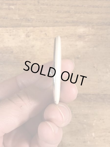 80年代頃のサンドラボイントンのメッセージが書かれたビンテージの缶バッジ