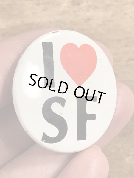 80年代頃のI Love SFのメッセージが書かれたビンテージの缶バッジ