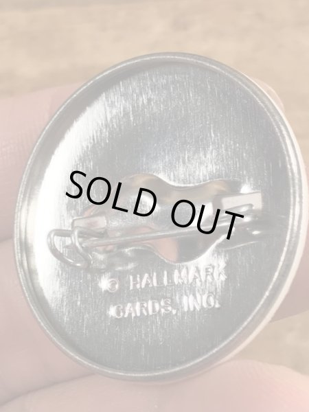 80年代頃のSanta Lives!のメッセージが書かれたヴィンテージの缶バッチ