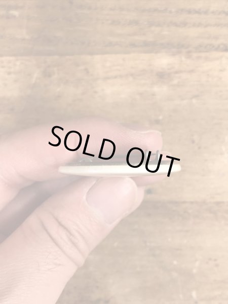 80'sのIgnorance Is Curable Stupidity Is Foreverのメッセージが書かれたビンテージの缶バッジ