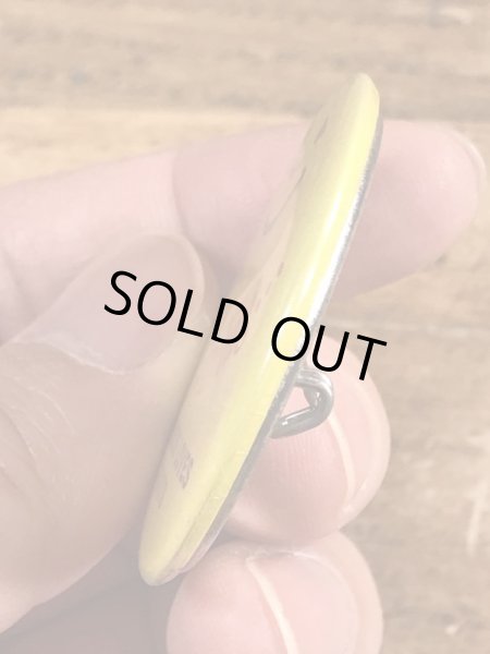 80年代頃のKeep Smiling...のメッセージが書かれたビンテージの缶バッジ