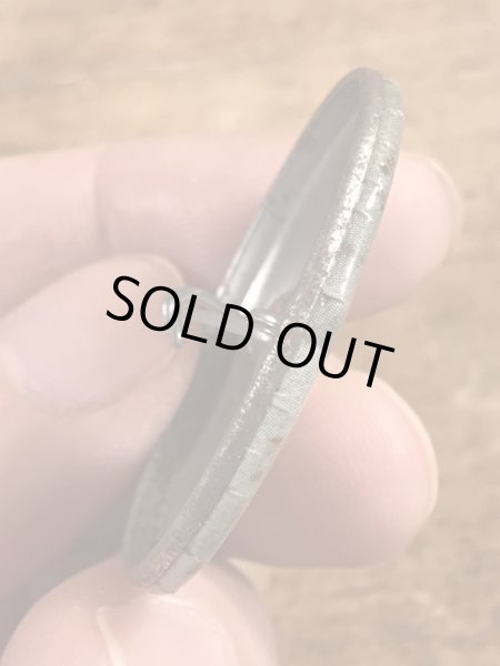 80’sのホールマーク社製のメッセージが書かれたヴィンテージの缶バッチ