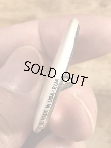 80年代頃のIgnorance Is Curable Stupidity Is Foreverのメッセージが書かれたヴィンテージの缶バッチ