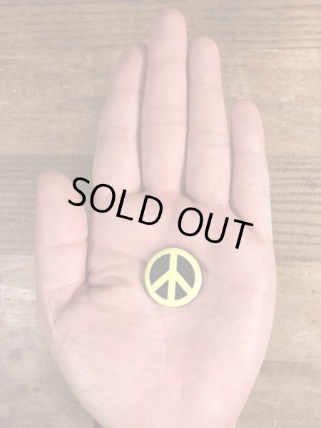 70~80年代頃のピースマークのヴィンテージの缶バッチ