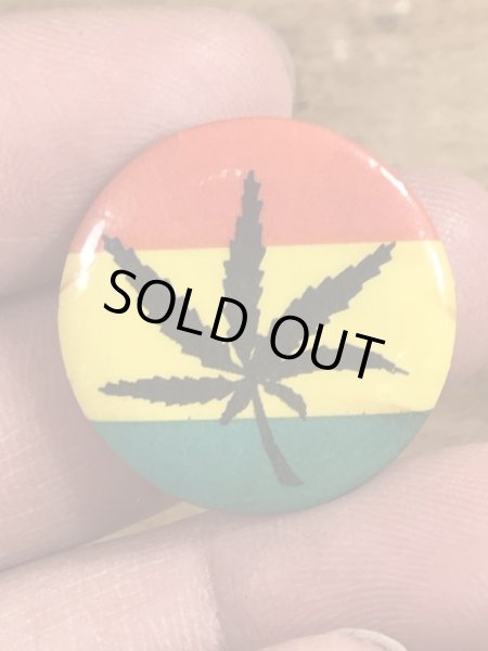 80年代頃のマリファナが描かれたビンテージの缶バッジ