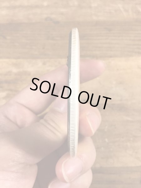 70~80年代頃のメッセージが書かれたビンテージの缶バッジ